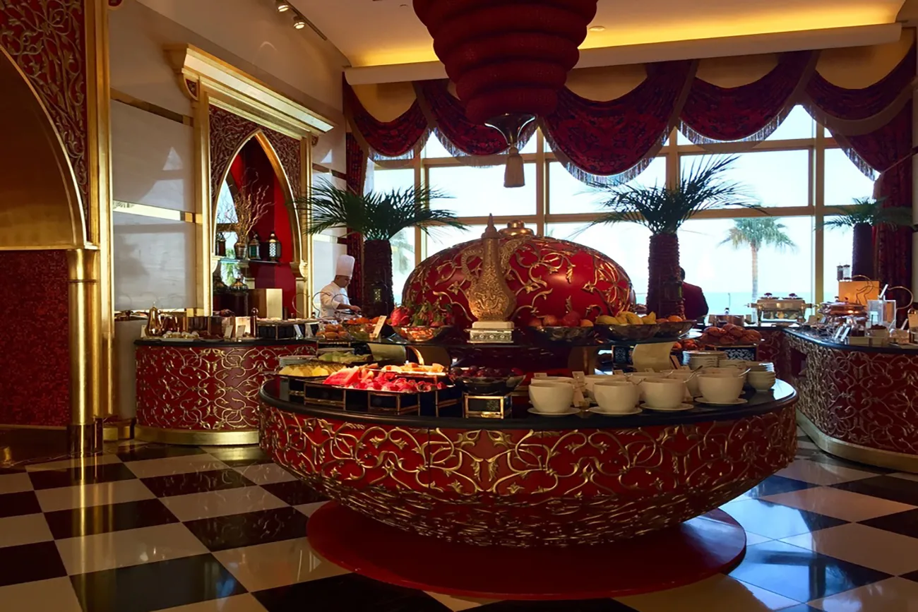 travel & Tours (599)